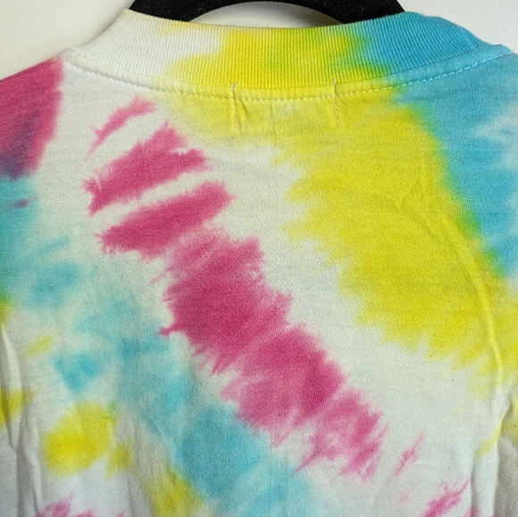 Philippines Souvenir Tie-dyed Rainbow T-shirt Palm Tree Pink Blue Yellow White - Picture 9 of 12